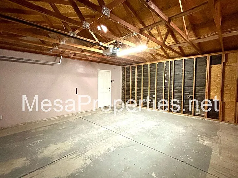 16653 Sholic St — Photo 26