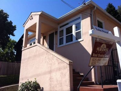 1324 Berrellesa St, Martinez, CA, 94553