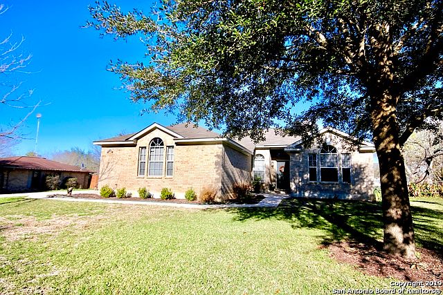 1st image of 108 Oaklawn Dr