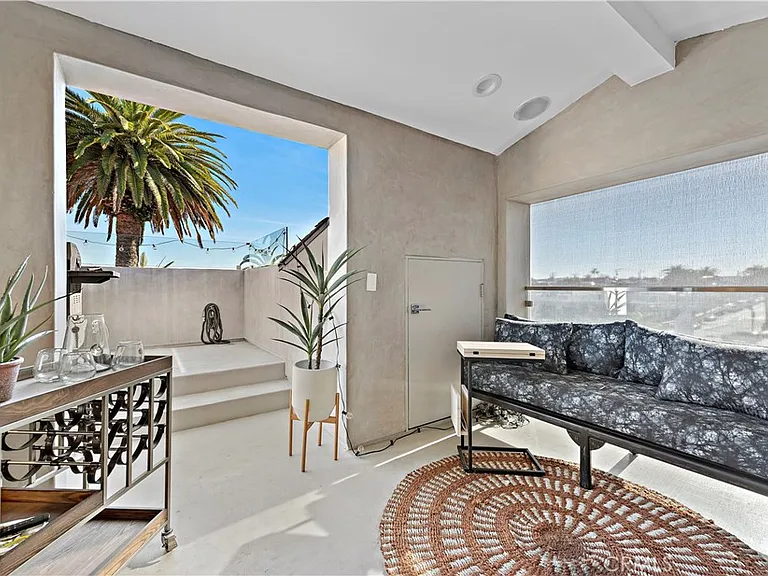 415 Marguerite Ave — Photo 46