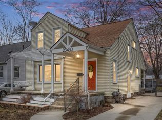 23430 Sherman St, Oak Park, MI 48237