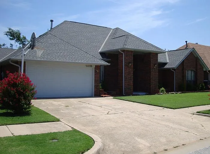 3 bed, 2640 sqft, $1,900 — Photo 4