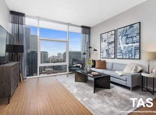 200 Dnp E, Chicago, IL 60611