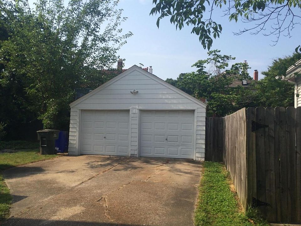 2 Car Garage
