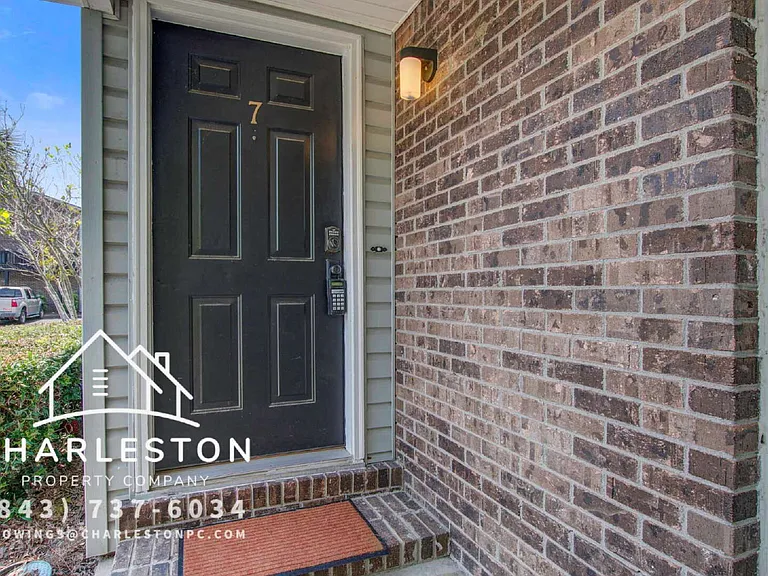 2494 Etiwan Ave #F7 — Photo 13
