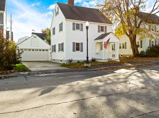 10 Cobb Rd, Bath, ME 04530