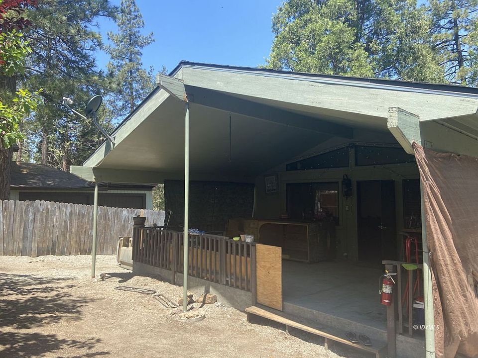 1st image of 53820 Country Club Dr
