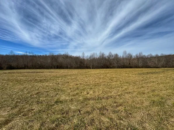 4501 Scott Rd, Morganton, NC 28655