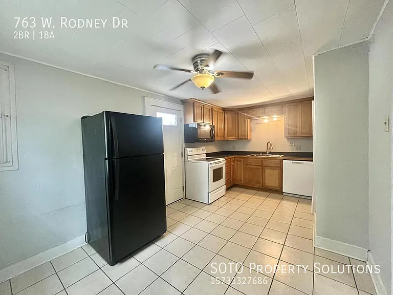 763 W Rodney Dr — Photo 33