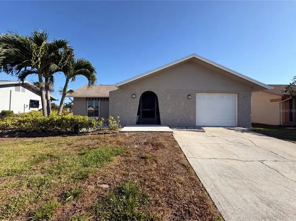 4561 Great Lakes Dr S, Clearwater, FL 33762