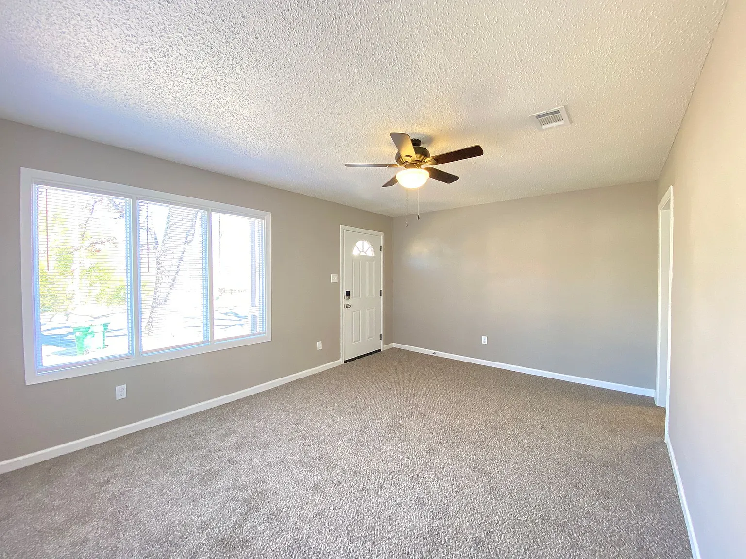 7903 W 36th St — Photo 3