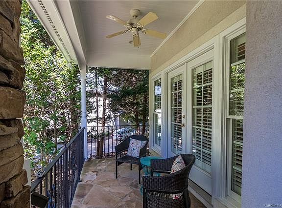 3rd image of 2200 Beaucatcher Ln