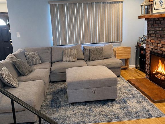 4th image of 88 E Valley Stream Boulevard #9