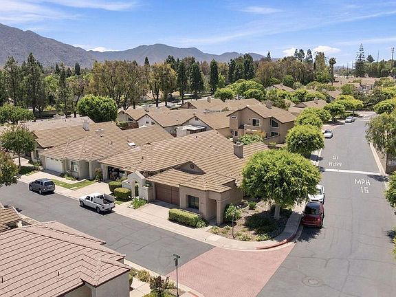 4th image of 192 La Veta Dr