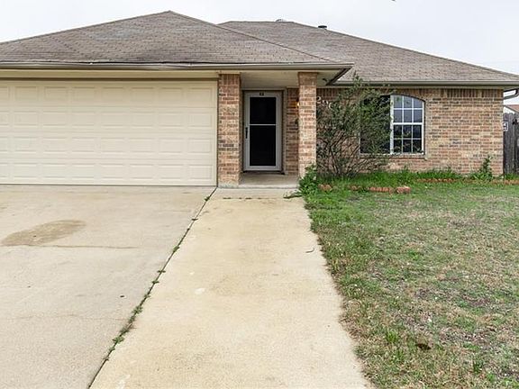 2nd image of 2904 Southhill Dr