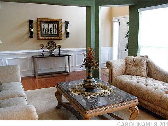 4th image of 4103 Kalispell Ln