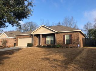 104 Belhaven Dr, Dothan, AL 36303