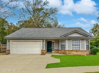 11420 Blossom Ridge Dr, Jacksonville, FL 32218