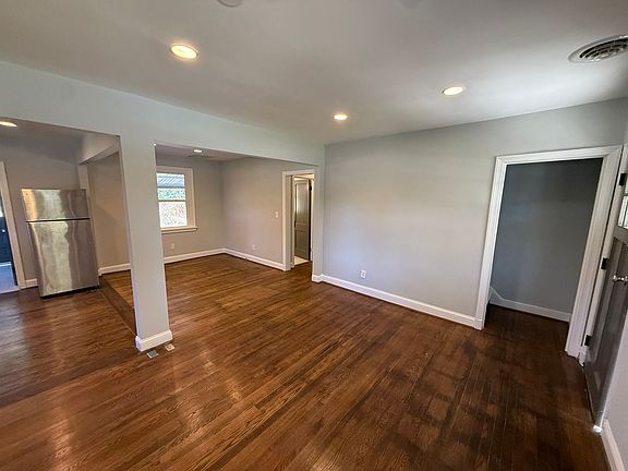 4th image of 5816 Hull Street Rd