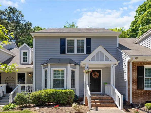 2659 Broad Oaks Pl, Raleigh, NC 27603