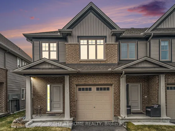 699 Sora Way, Ottawa, ON K1T 0R3