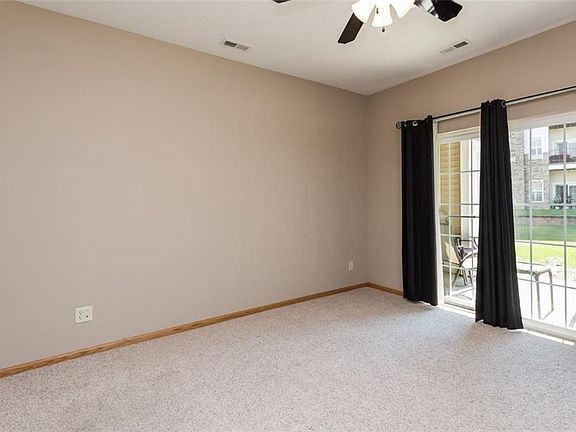 3rd image of 1333 SE University Ave Unit 111