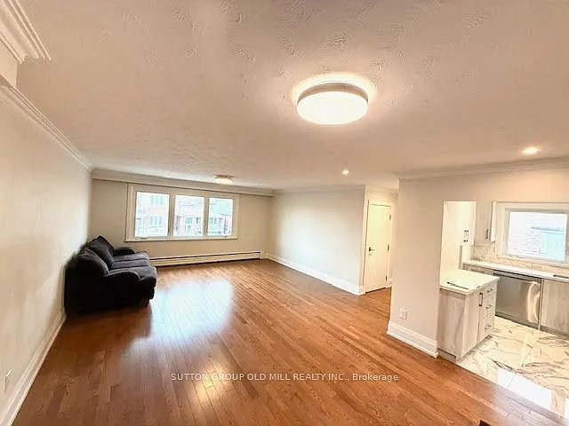 25 Donald Ave — Photo 6