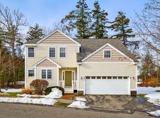 4 Absalom Ln, Hollis, NH 03049