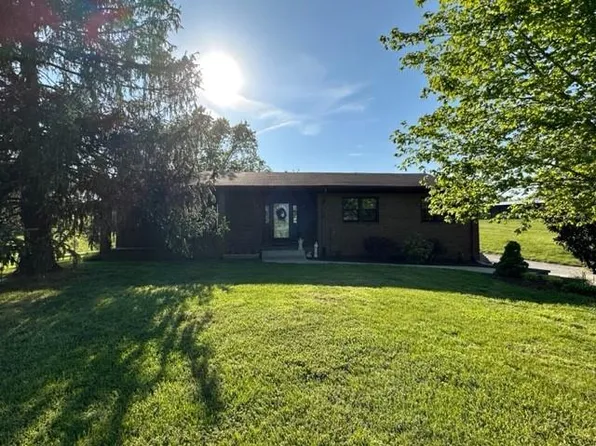 1035 Sand Hill Rd, Livermore, KY 42352