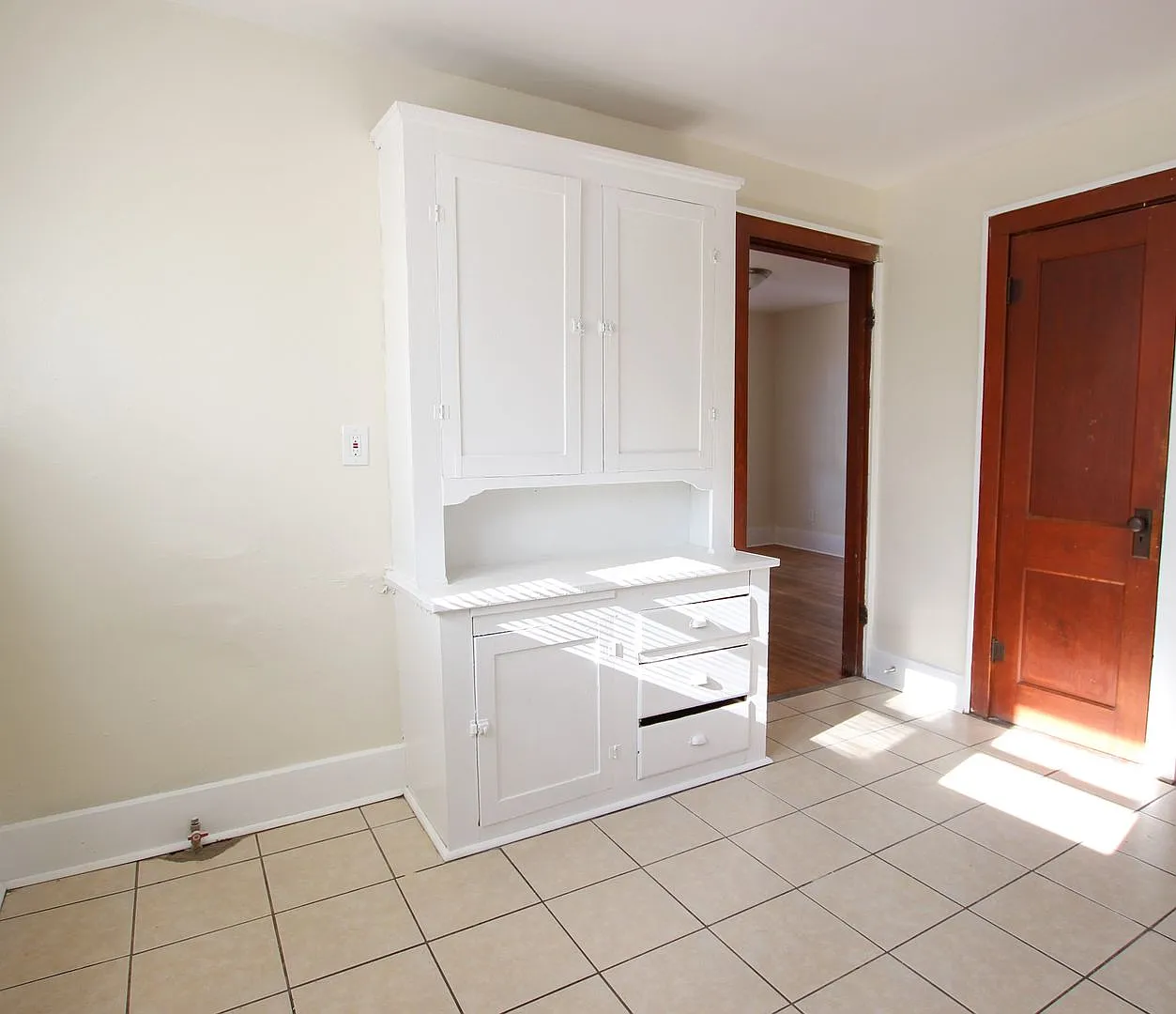 205 Merrill Avenue — Photo 3