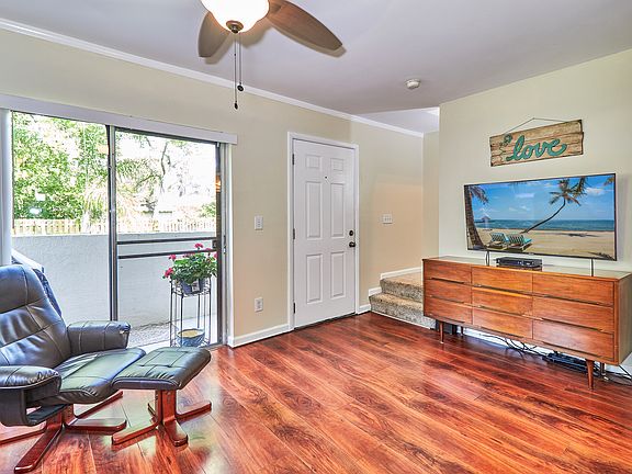 4th image of 1837 Bough Ave Unit C