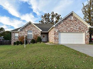 110 Oakridge Dr, Roland, OK 74954