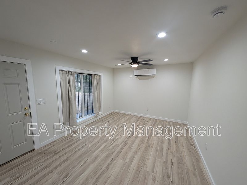 1st image of 443 Trumbull Ave SE Unit 1