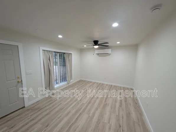 443 Trumbull Ave SE, Albuquerque, NM