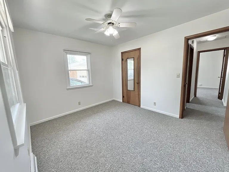 218 & 220 Wayside Dr #220 — Photo 7