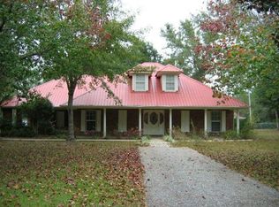 24225 Daw Rd, Elberta, AL 36530