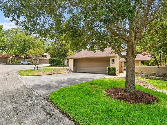 2nd image of 104 Weeping Elm Ln