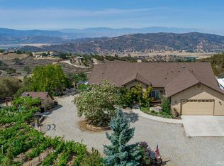 24441 Jacaranda Dr, Tehachapi, CA 93561