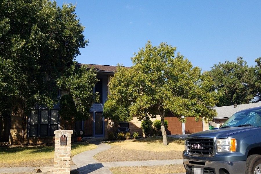 1st image of 1514 Periwinkle St