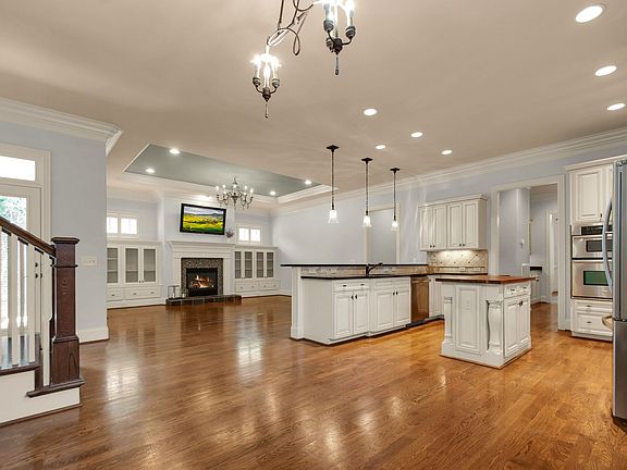 5th image of 1316 Jewell Ave