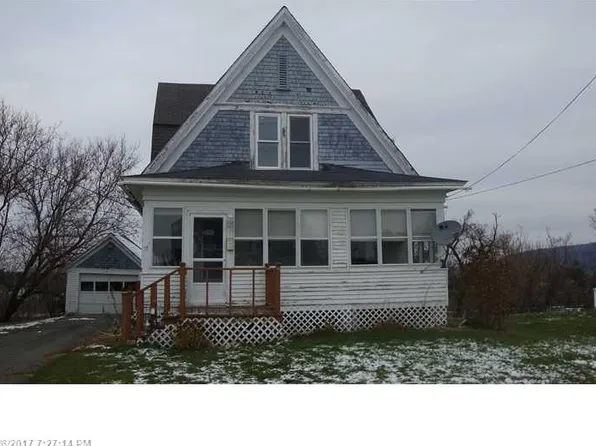 37 Fort Hill St, Fort Fairfield, ME 04742