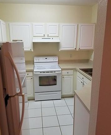 4th image of 8191 Pacific Beach Dr