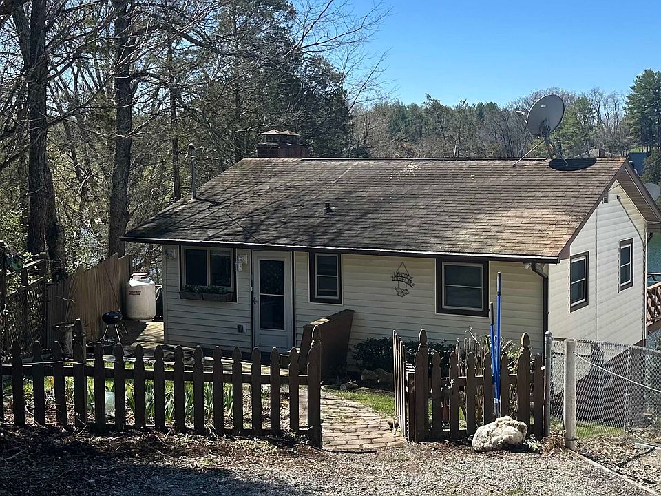 1st image of 4979 Blue Sky Ln