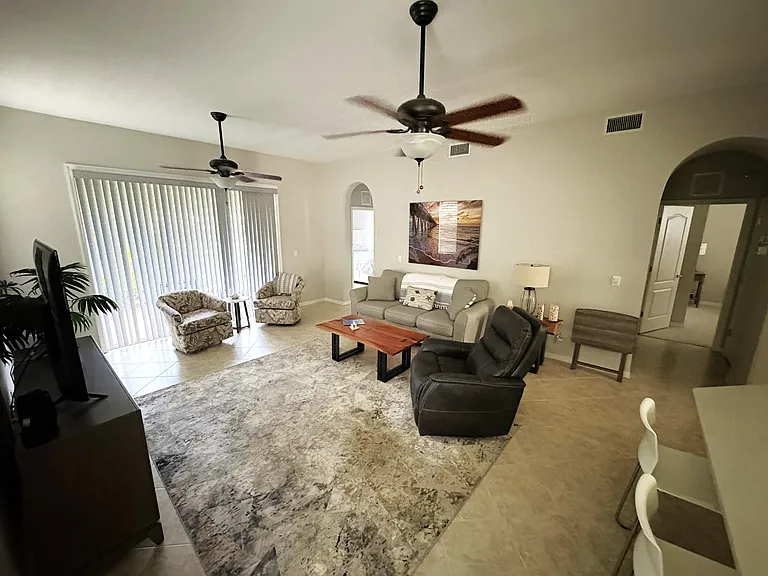 101 Ravinia Cir — Photo 6