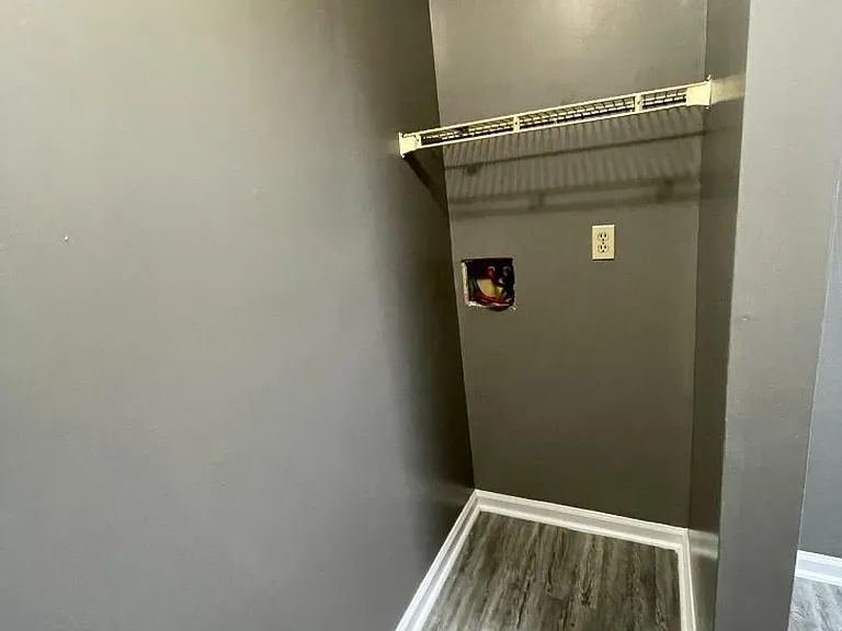 Unit Photo
