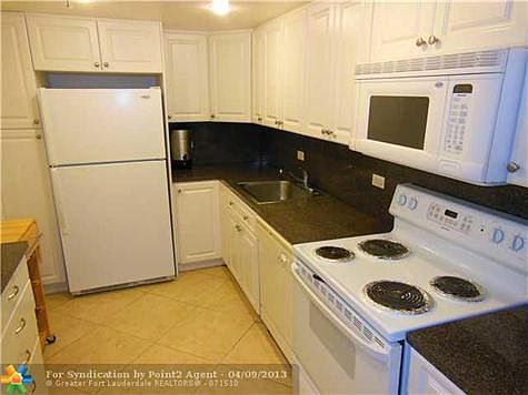 3rd image of 20505 E Country Club Dr APT 336