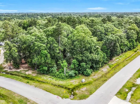 614 County Road 6324, Dayton, TX 77535