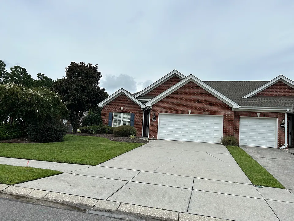 728 Aquarius Dr