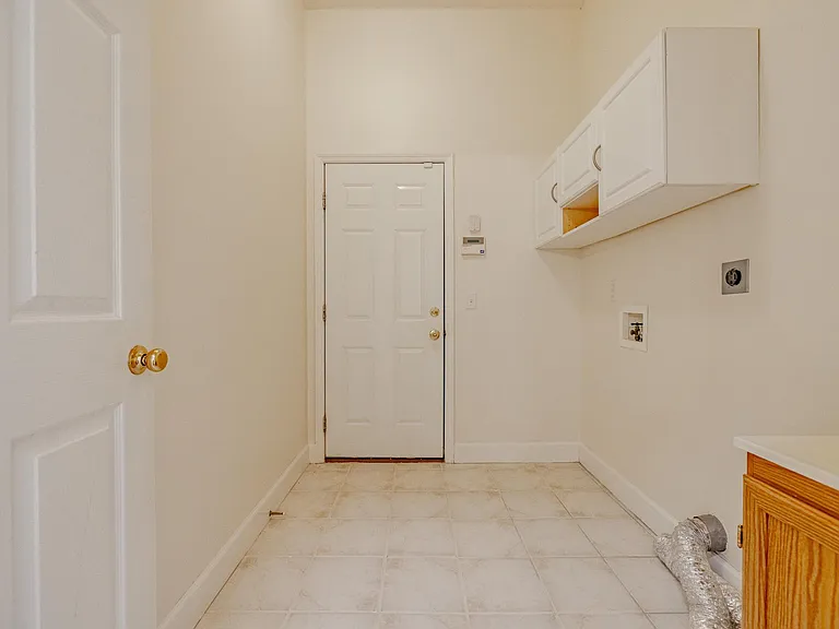 401 Wood Trl — Photo 34