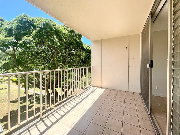 Waikalani Pl — Photo 7